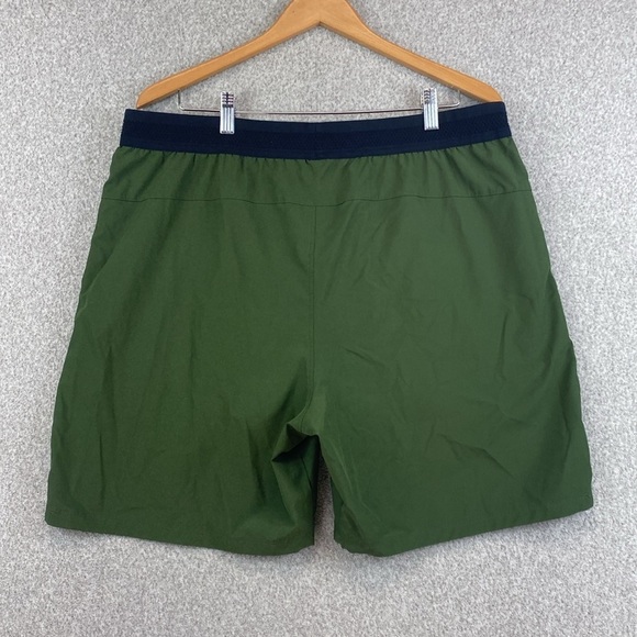 Fabletics Fundamentals unlined men’s shorts elastic waist pull on green black - Picture 7 of 9